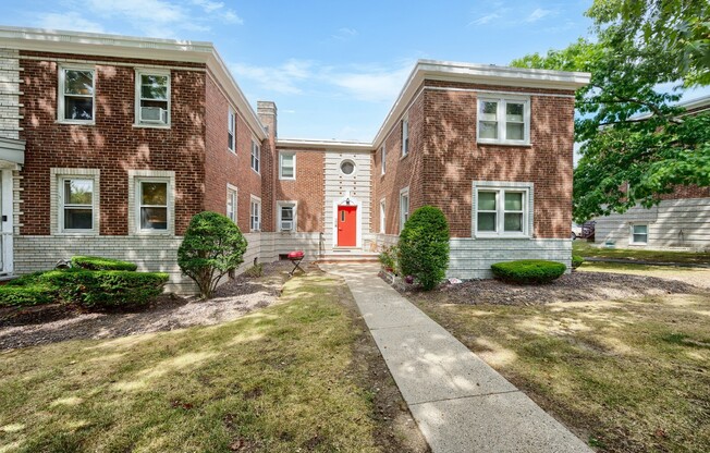 1 bed, 1 bath, 428 sqft, $2,100, Unit 1