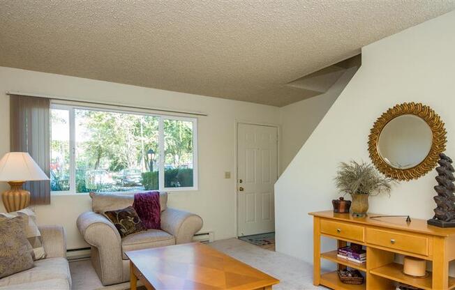 Scotsboro Square | Living Space