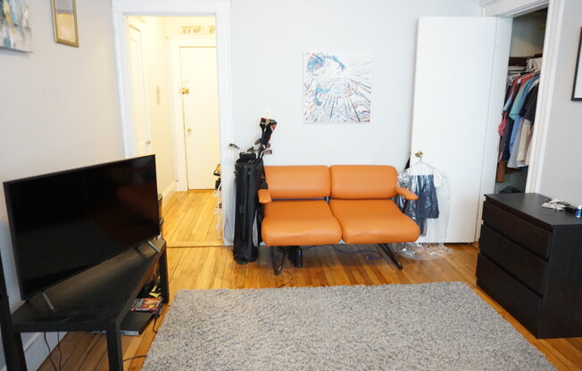 236 Kelton St 19