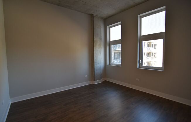 1 bed, 1 bath, 642 sqft, $2,850, Unit 3833-316