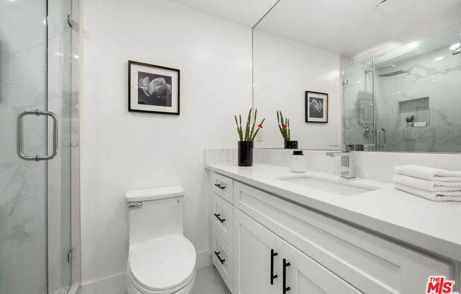 2 beds, 2 baths, 1,410 sqft, $6,500, Unit 5G