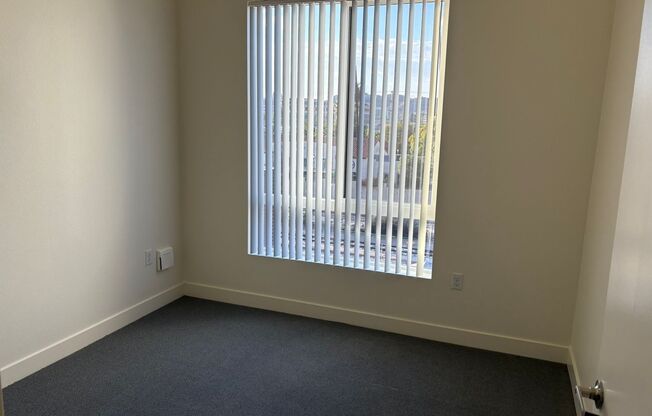 2 beds, 2 baths, 890 sqft, $2,615, Unit 410