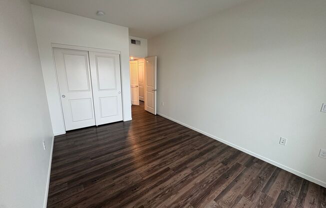 2 beds, 2 baths, 900 sqft, $2,895, Unit 126-304