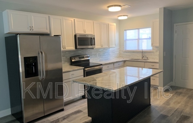 7332 MDW GLN DR