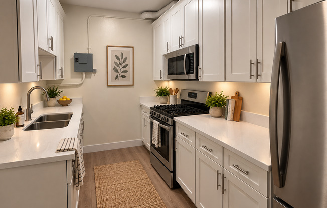 1 bed, 1 bath, $1,385, Unit 121