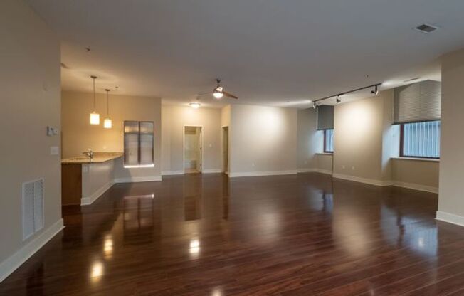 2 beds, 2 baths, 1,715 sqft, $2,080, Unit L20