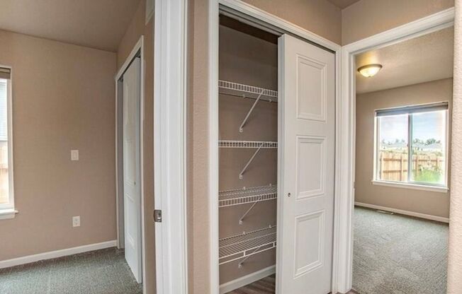 3 beds, 2 baths, $2,300