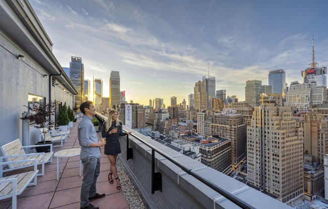 Studio, 1 bath, $3,600, Unit 9B04