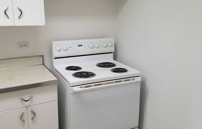 1 bed, 1 bath, 572 sqft, $1,450, Unit Old King Edward 44