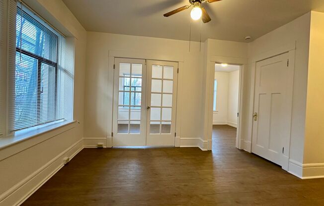 2 beds, 1 bath, 609 sqft, $1,995, Unit 106