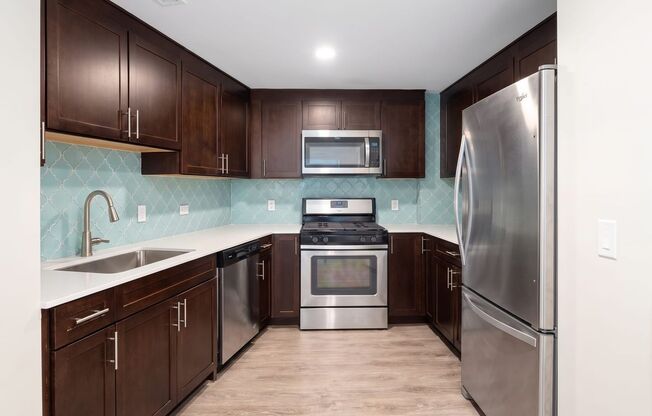 2 beds, 1 bath, 826 sqft, $2,600, Unit 510