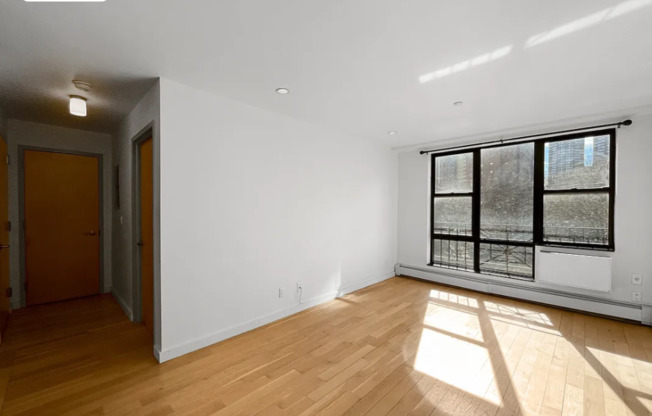 3 E 115th St 8A