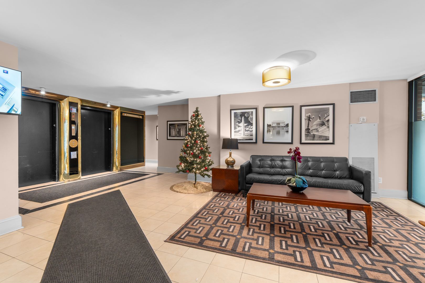 All Utilities Included! Bright Logan Circle 1BR/1BA Condo with Rooftop Views