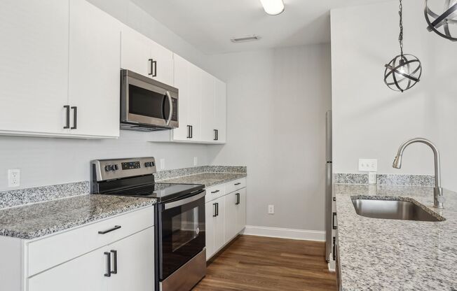 2 beds, 2 baths, 1,316 sqft, $1,499, Unit 600 - 3N