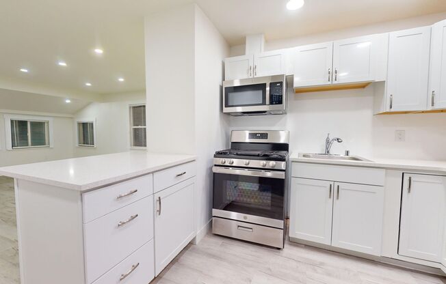 1 bed, 1 bath, $1,695