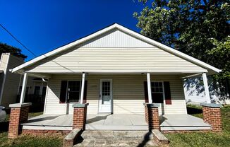 1205 E Washington