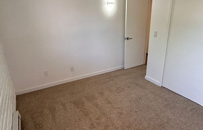 2 beds, 1 bath, 615 sqft, $1,250, Unit 104B