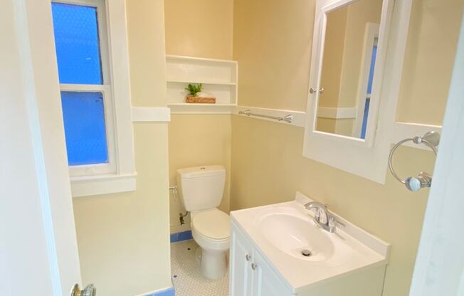 Studio, 1 bath, 450 sqft, $1,495