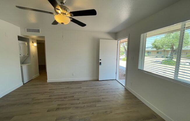 2 beds, 1 bath, 800 sqft, $1,350, Unit CC4