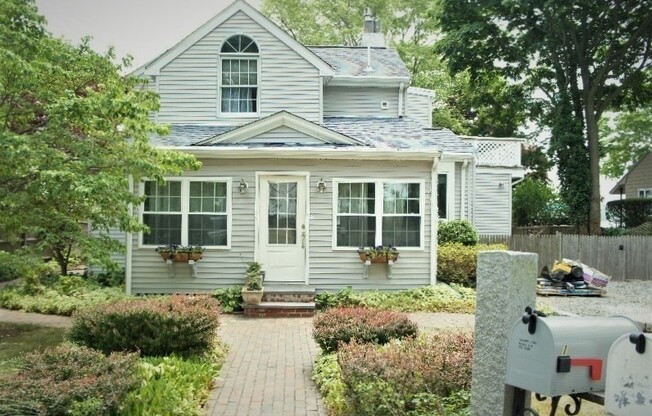 2 SAINT GERMAIN ST