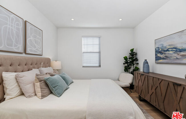 1 bed, 1 bath, 720 sqft, $4,195, Unit 310