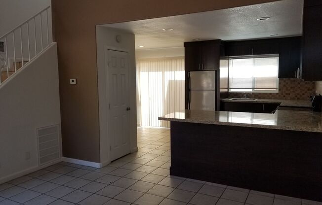 1 bed, 1 bath, 800 sqft, $1,095