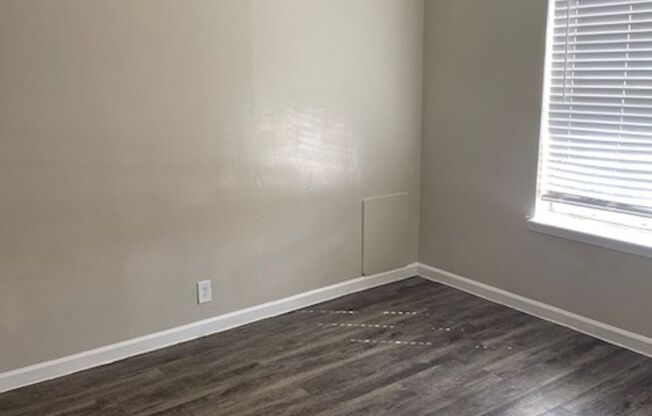 3 beds, 2 baths, 1,000 sqft, $1,718, Unit 1809-208
