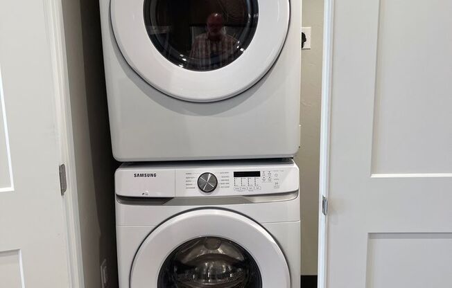 1 bed, 1 bath, 667 sqft, $1,925, Unit One11 514