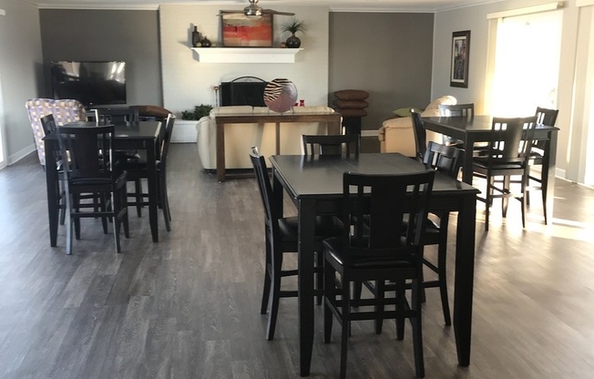 3 beds, 2 baths, 1,265 sqft, $1,242, Unit 08 - 811