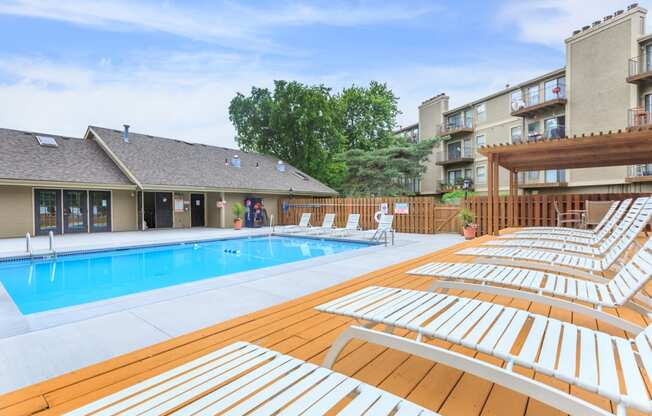 Swimming pool patio with view at Cloverset Valley Apartments, Kansas City, MO, 64114