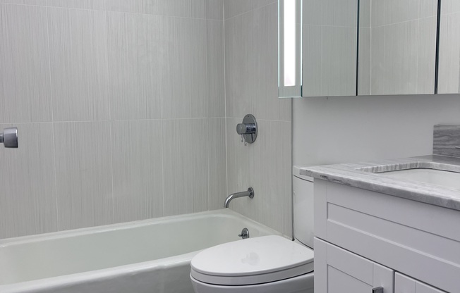 1 bed, 1 bath, $5,695, Unit 12B