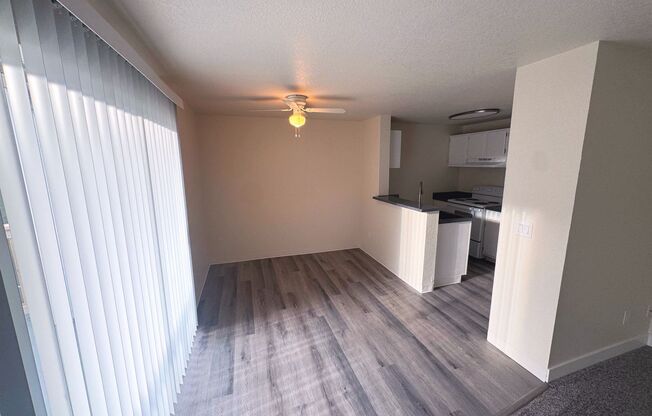 2 beds, 2 baths, 984 sqft, $2,125, Unit J304