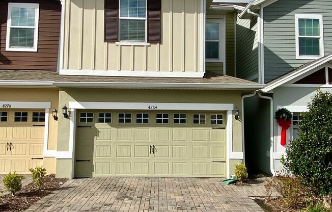 3BD/2.5BA Town Home in Goldenrod Reserve In Orlando - Priced To Rent!