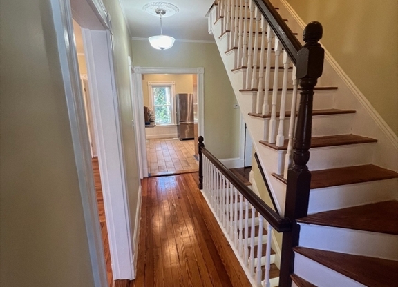 4 beds, 2 baths, 1,700 sqft, $5,400, Unit 2