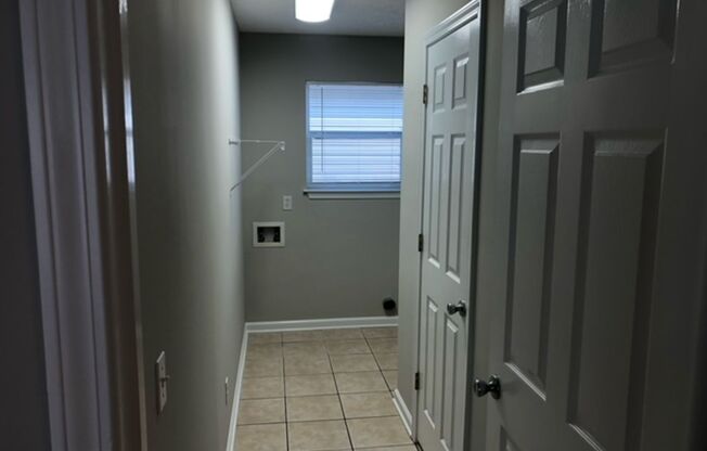 2 beds, 2 baths, $1,900