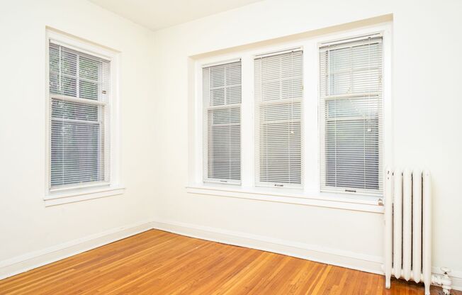 1 bed, 1 bath, 693 sqft, $1,325, Unit 15-107