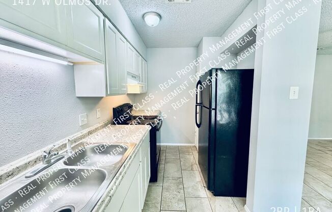 1417 W OLMOS
