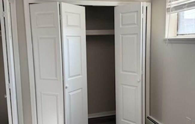 1 bed, 1 bath, 800 sqft, $1,400, Unit 312