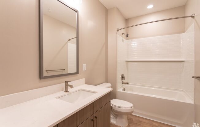 3 beds, 2 baths, 1,333 sqft, $2,075, Unit 1-301