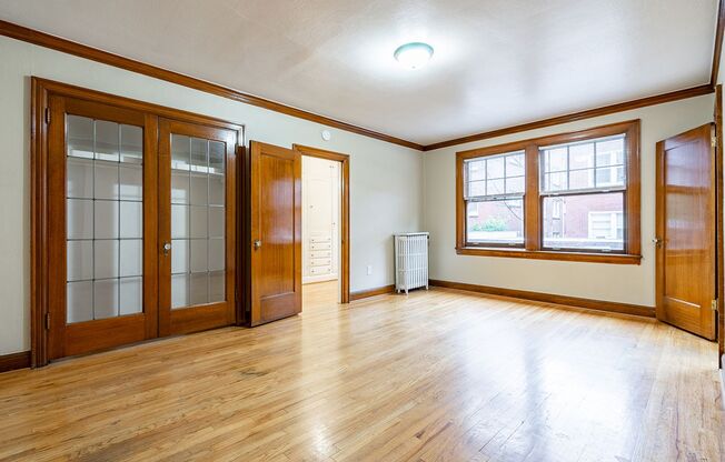 415 W ROY ST