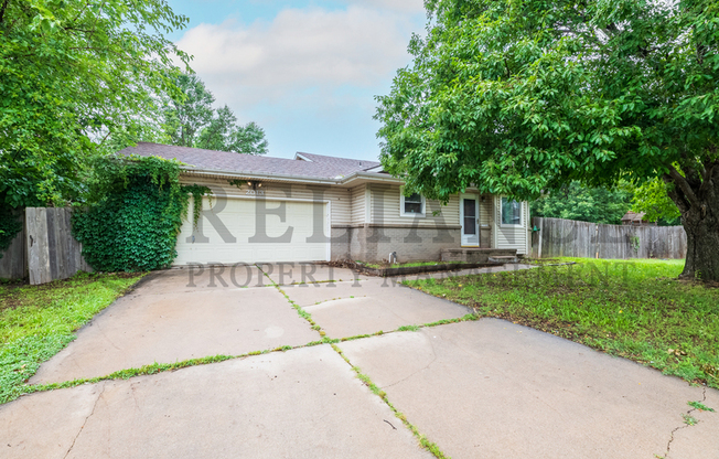 2013 N PARKRIDGE CT