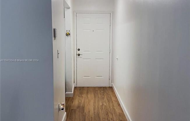 2775 W 52nd St
