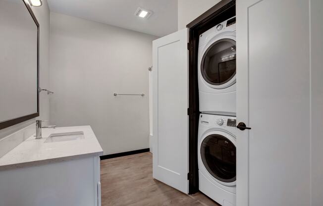 The Lafayette in unit laundry, Dean Weidner Real Estate Apartments for rent Fitchburg, WI