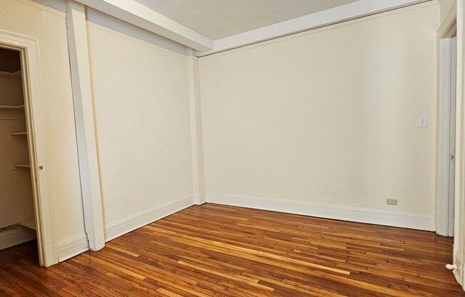 2 beds, 2 baths, 775 sqft, $1,975, Unit 210