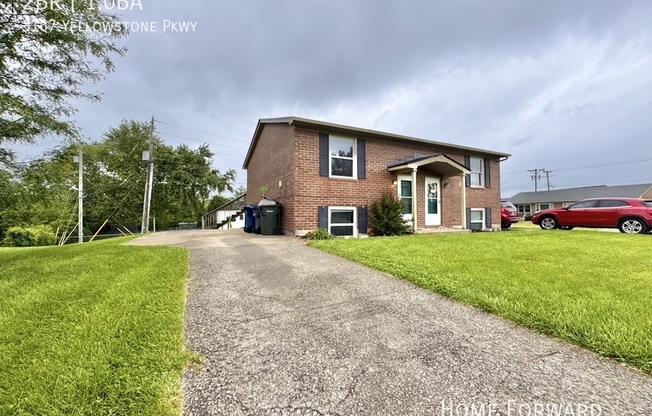 3167 YELLOWSTONE PKWY