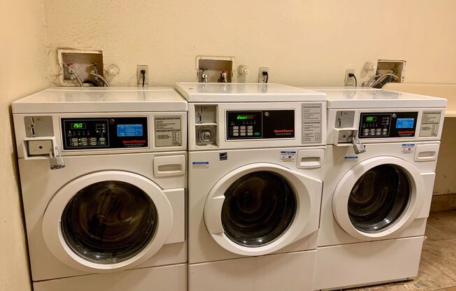 1 bed, 1 bath, 700 sqft, $895, Unit Unit 16