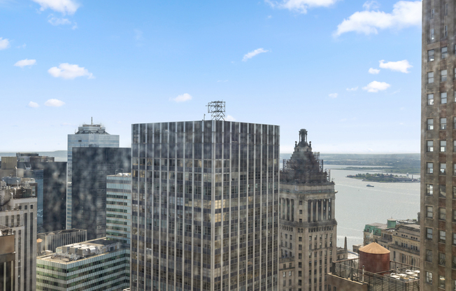 15 BROAD ST