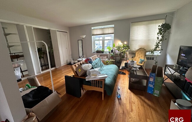 34 HAMMOND POND PKWY