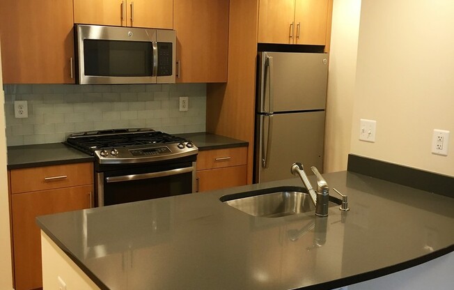 1 bed, 1 bath, 720 sqft, $3,960, Unit 0622