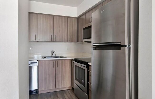 2 beds, 1 bath, 645 sqft, $1,820, Unit 409